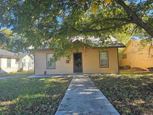 House for sale in Brownwood, Texas