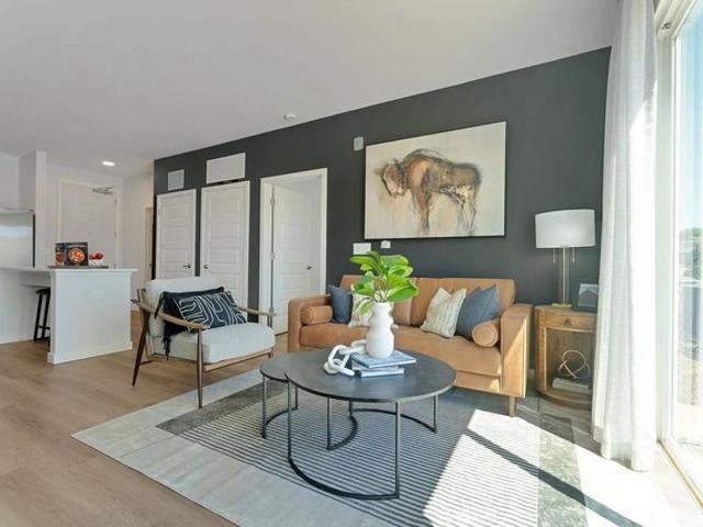 Townhouse for rent in Lake Pointe, Charlotte