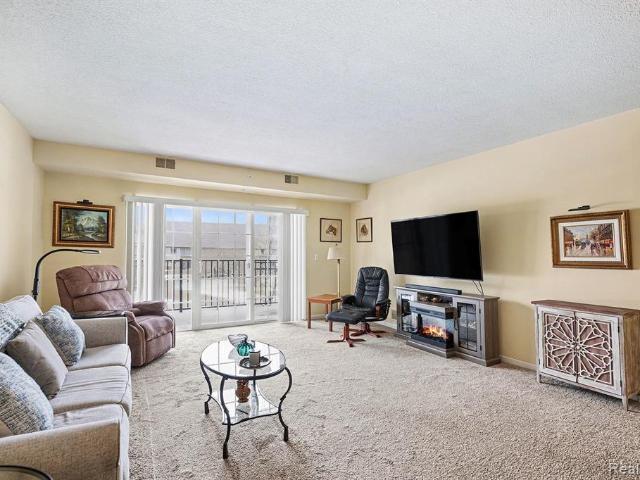 Condo for sale in Saint Clair Shores, Michigan