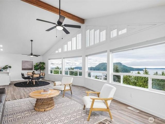 House for sale in Anacortes, Washington