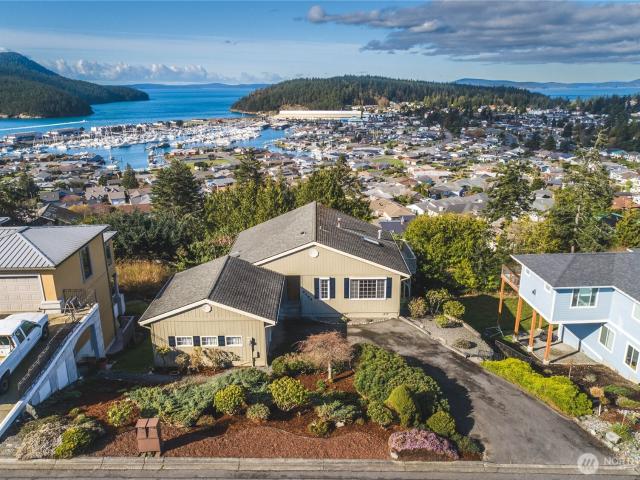 House for sale in Anacortes, Washington