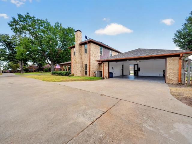 House for sale in Kaufman, Kaufman County