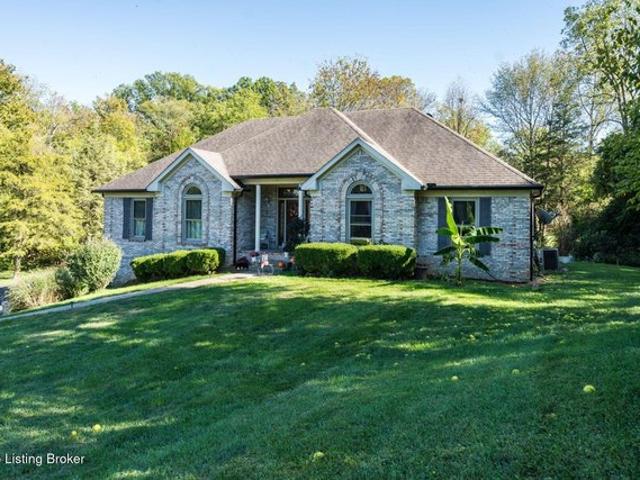 House for sale in La Grange, Kentucky