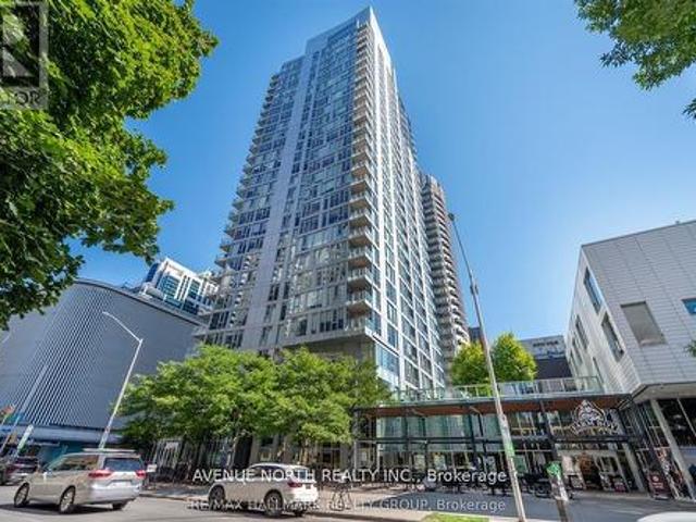 Condo for sale in Somerset, Ottawa
