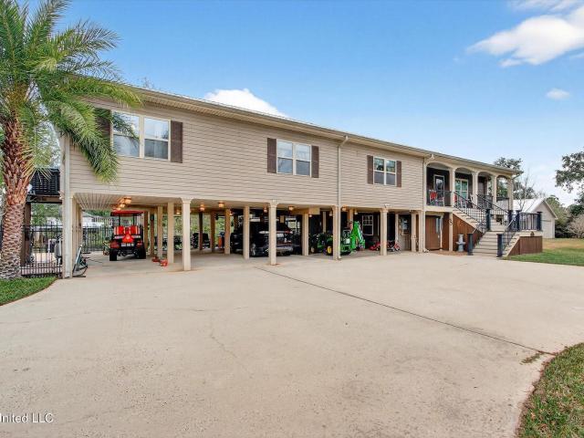 House for sale in Bay Saint Louis, Mississippi