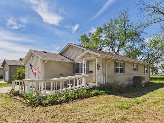 House for sale in Fort Scott, Bourbon County