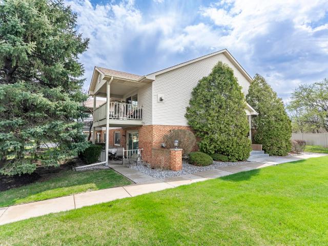 Condo for sale in Highland, Indiana