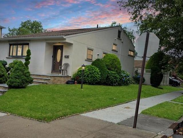 House for sale in Whitestone, New York
