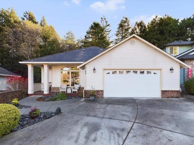 House for sale in Humboldt, California