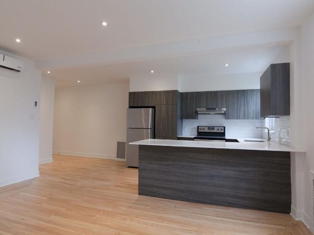 Apartment for rent in St. Leonard's, Quebec