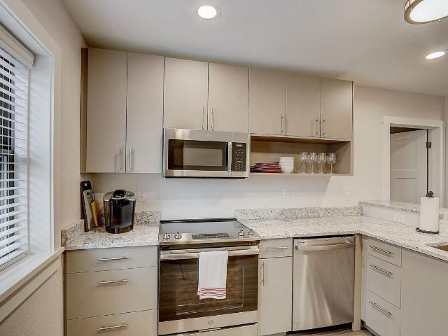 Apartment for rent in Beerline B, Milwaukee