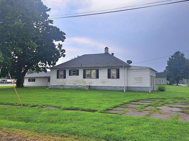 House for sale in Lovilia, Monroe County