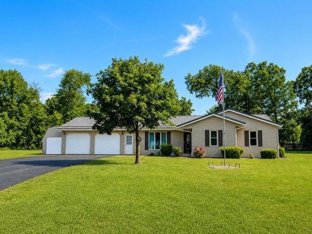House for sale in Knox, Indiana