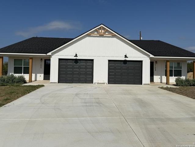 House for sale in Three Rivers, Texas