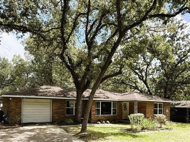 House for sale in Milam, Texas