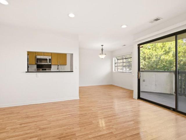 Condo for sale in Hayward, Alameda County