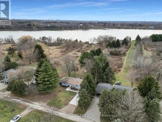 House for sale in Thames Centre, Ontario