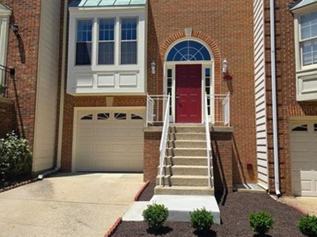 Townhouse for sale in Virginia
