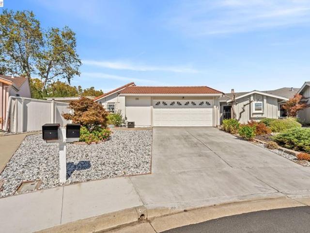 House for sale in Union City, Alameda County