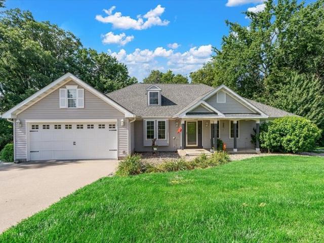 House for sale in Muscatine, Iowa