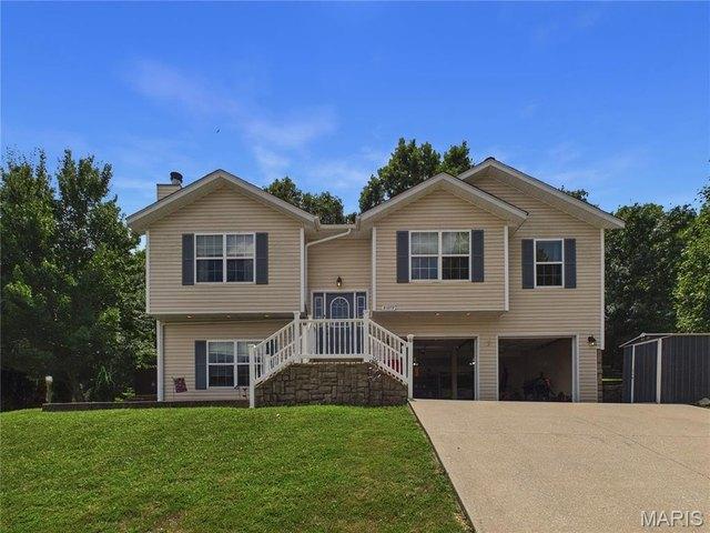 House for sale in Saint Robert, Missouri