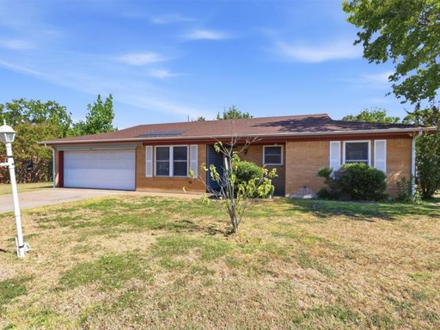 House for sale in Mineral Wells, Texas