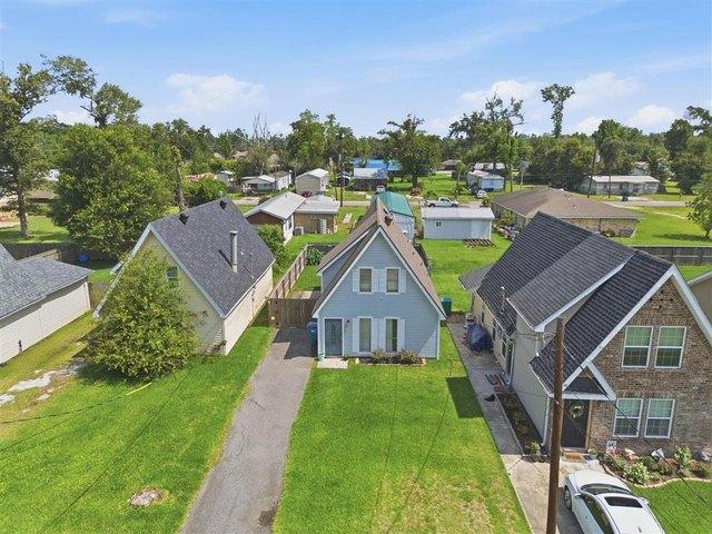 House for sale in Sulphur, Louisiana