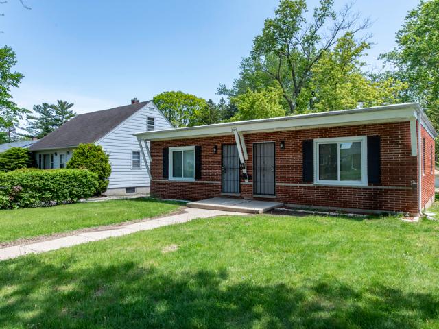 House for sale in Zion, Illinois