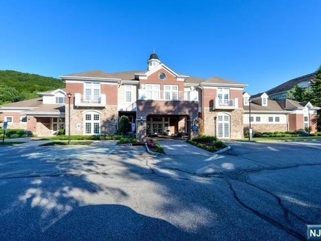 Condo for sale in Passaic, New Jersey