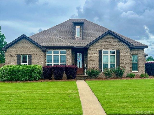 House for sale in Elmore, Alabama