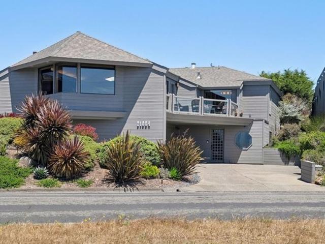 House for sale in Bodega Bay, California