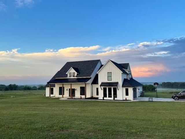 House for sale in Pauls Valley, Oklahoma
