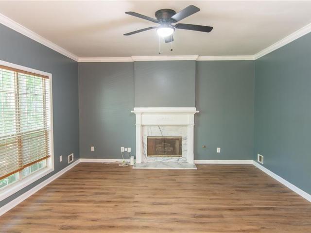 House for sale in Woodbriar East, Buford
