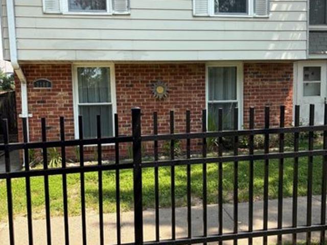 Townhouse for sale in Virginia