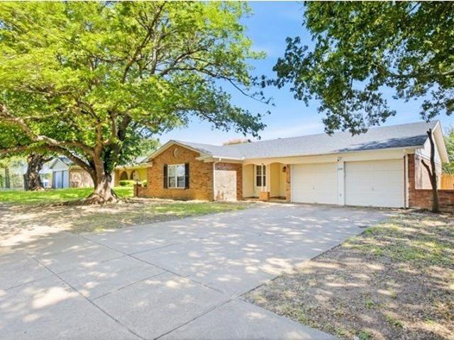 House for sale in Arlington, Texas