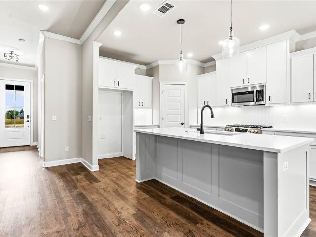 House for sale in Pea Ridge, Benton County