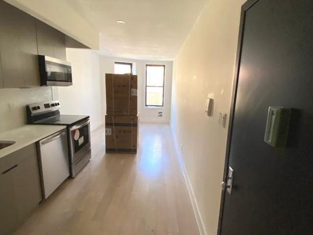 Apartment for rent in Arverne, New York