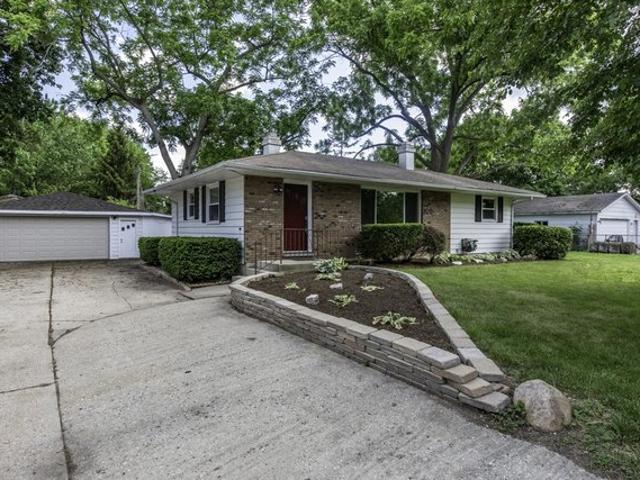 House for sale in Winthrop Harbor, Illinois