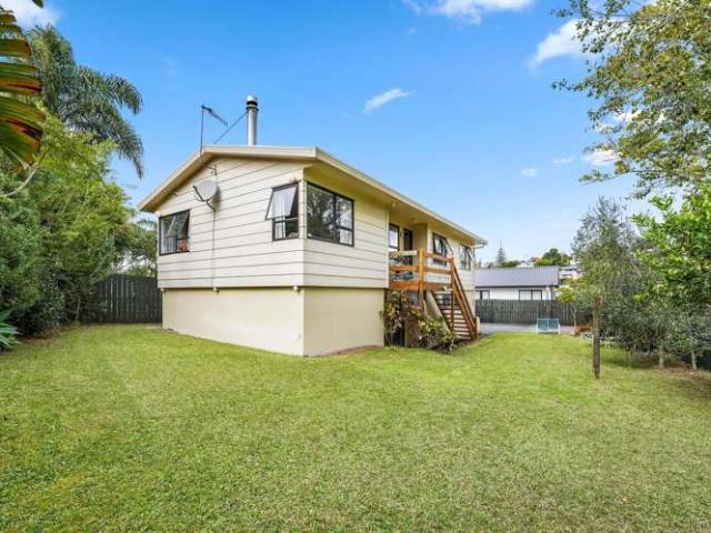 House for sale in Wairau Valley