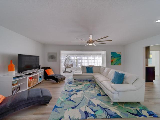 Apartment for rent in Belleair Beach, Florida