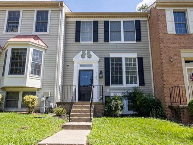 Townhouse for sale in Odenton, Maryland