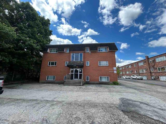 Apartment for rent in Cyclorama Heights, Cincinnati