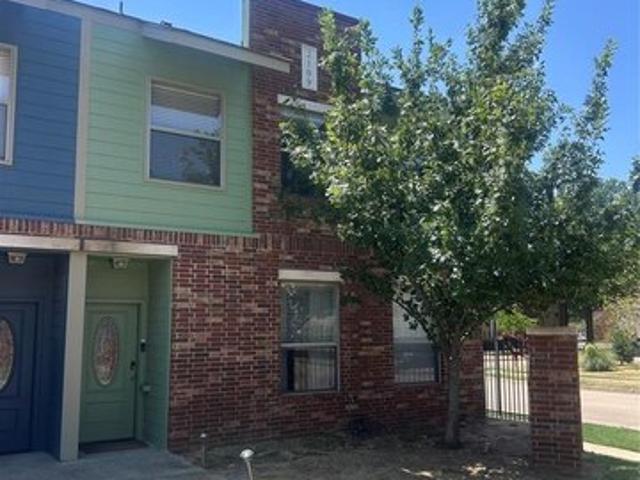 Townhouse for sale in Norman, Oklahoma