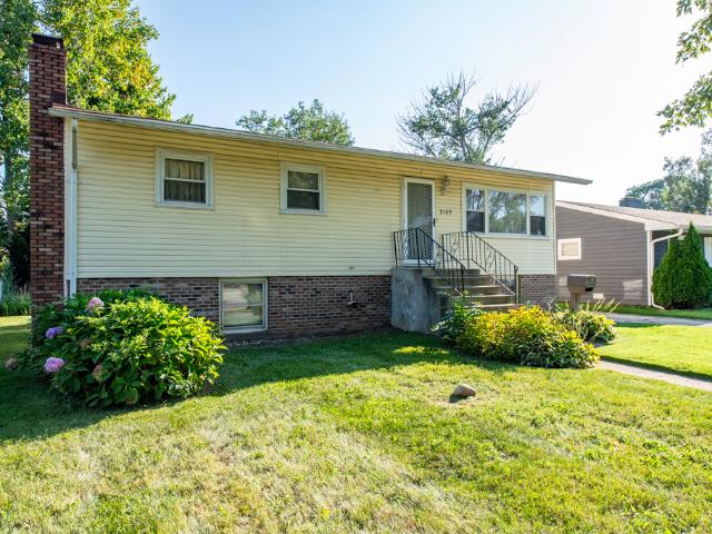 House for sale in Waukegan, Lake County