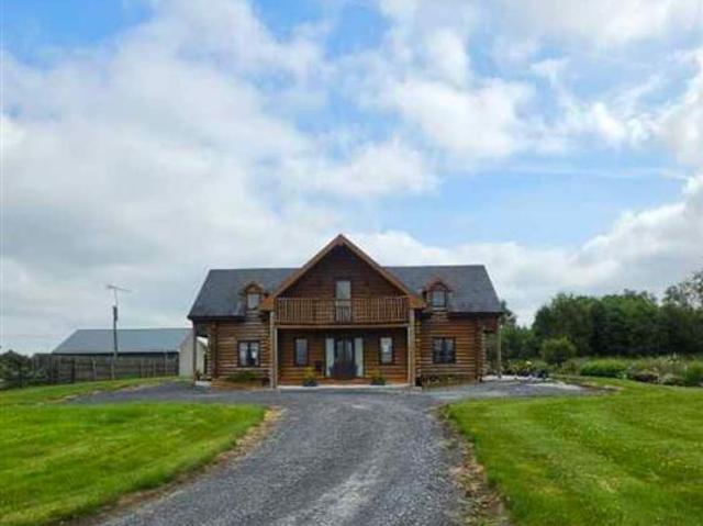 Detached House for sale in Lecarrow, Connacht