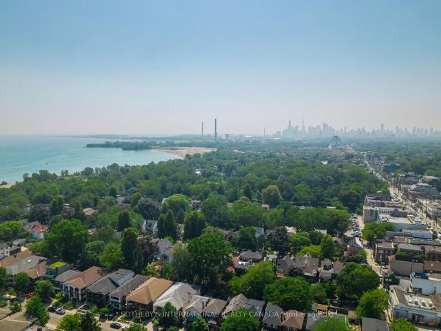 Condo for rent in Woburn, Ontario