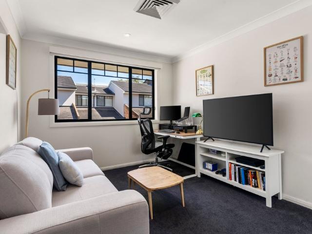 Townhouse for rent in Sutherland, New South Wales
