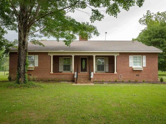 House for sale in Guin, Alabama