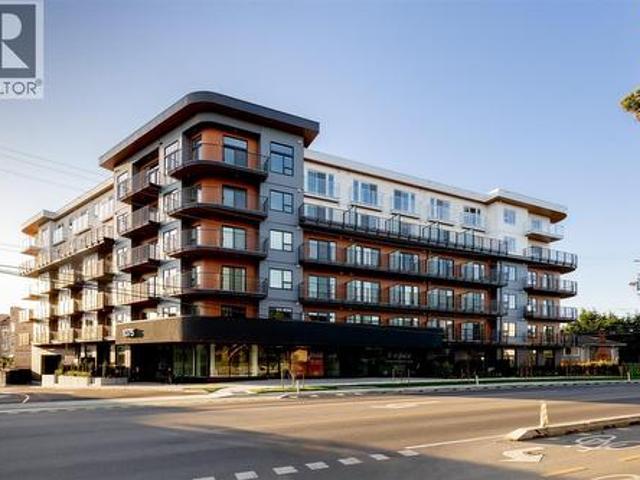 Property for sale in Esquimalt, Capital Regional District