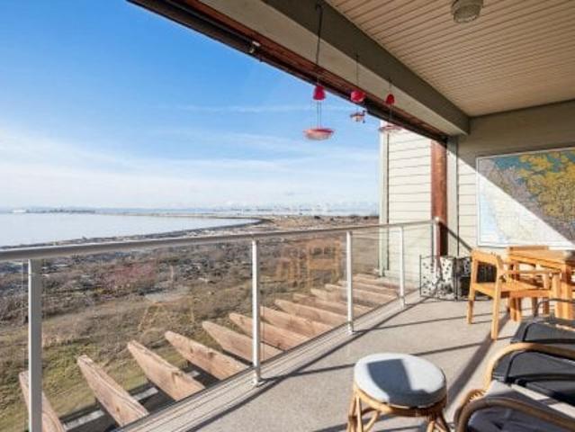 Apartment for sale in Delta, British Columbia